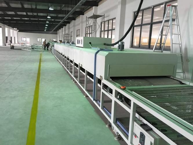 家具喷涂设备 装饰材料自动喷漆生产线 水性漆uv喷涂线
